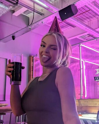 Beth Mae / beth_mae Nude Leaks Photo 2