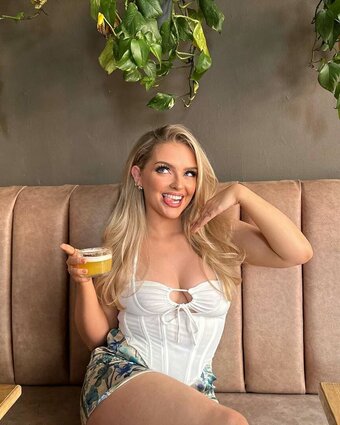 Beth Mae / beth_mae Nude Leaks Photo 10