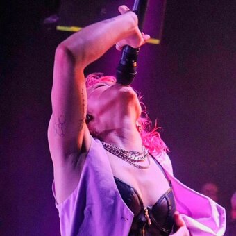 Beth McCarthy / bethmaymccarthy Nude Leaks Photo 3