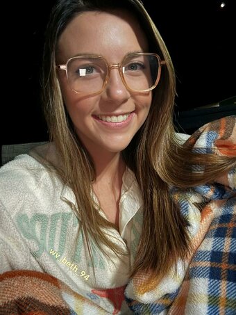 bethash94 / beth94 / beth94ash / elizabeth_ash / elizabeth_ash8 / wv_beth_94 Nude Leaks OnlyFans Photo 2