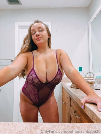 bethbeachbabe20 Nude Leaks Photo 15