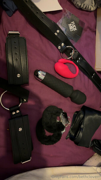 bethcloverr Nude Leaks Photo 8