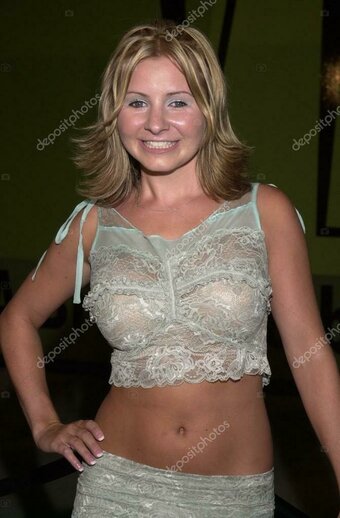 Beverley Mitchell Nude Leaks Photo 16