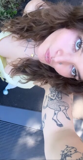 Bevynnnnn / bevyn.sage Nude Leaks Photo 4