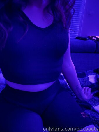 bexbooty Nude Leaks Photo 17