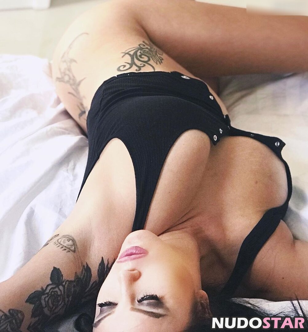 BianxaFox / bianxa.x Nude Leaks OnlyFans Photo 8 - NudoStar