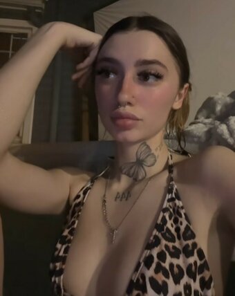 Biddiebb / cclivepin Nude Leaks OnlyFans Photo 19