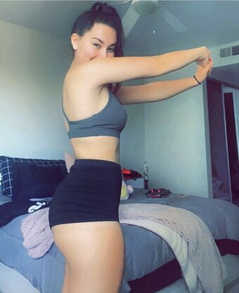 bigbootibella / feelinqsss Nude Leaks OnlyFans Photo 9