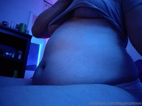 biggerplease Nude Leaks Photo 1