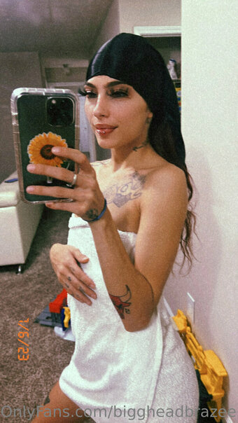 biggheadbrazee Nude Leaks Photo 1
