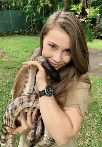 Bindi Irwin / bindisueirwin Nude Leaks Photo 6