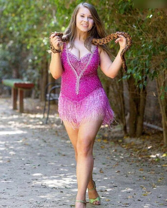 Bindi Sue Irwin / bindisueirwin Nude Leaks Photo 14