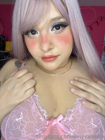 binyvalentin Nude Leaks Photo 11
