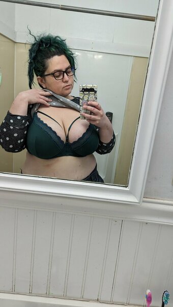 bit666 / taliesinkiss Nude Leaks OnlyFans Photo 1