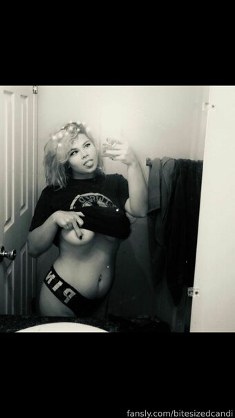 bitesizedcandi Nude Leaks Photo 1