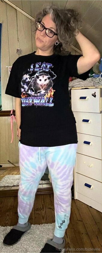 bjdeville Nude Leaks Photo 15