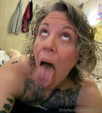 bjdeville Nude Leaks Photo 22