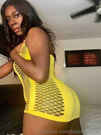 blackbootay / SmoothPeachx / black_booty8 / https: Nude Leaks OnlyFans Photo 18