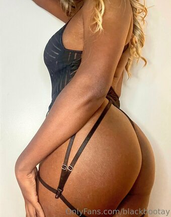 blackbootay / SmoothPeachx / black_booty8 / https: Nude Leaks OnlyFans Photo 25