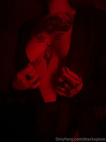 blackxpixie Nude Leaks Photo 8