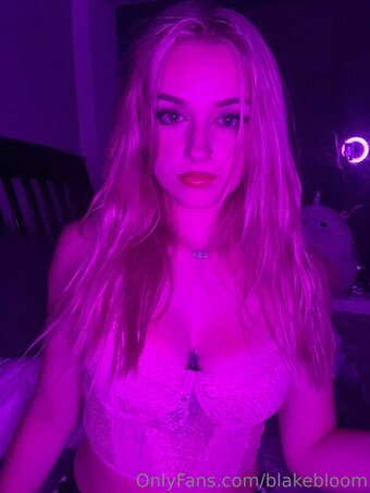 blakebloom / blake_blossom.b Nude Leaks OnlyFans Photo 12