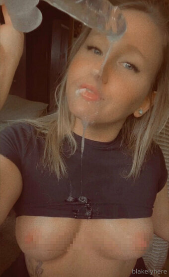 blakelyhere Nude Leaks Photo 18