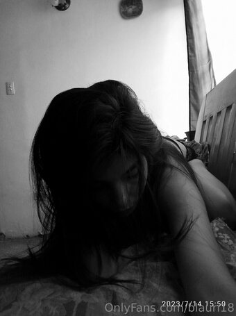 blauri18 Nude Leaks Photo 12