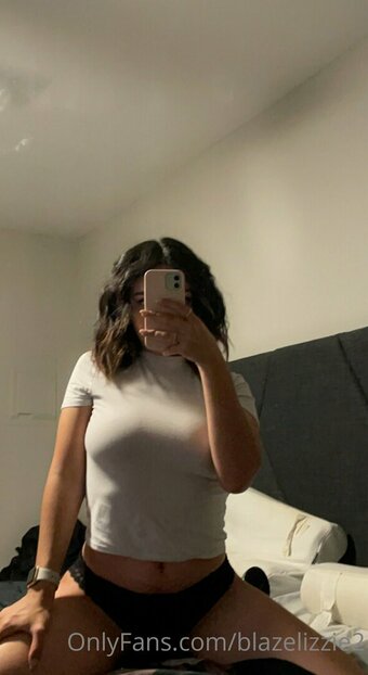 blazelizzie2 Nude Leaks Photo 10