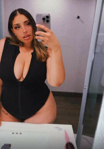 Blessedd.dess Nude Leaks Photo 19