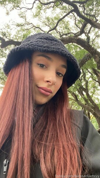 blessedladyyy Nude Leaks Photo 9