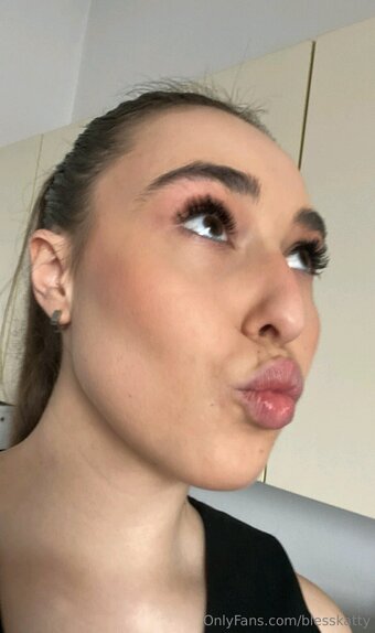 blesskatty / easecn / easekate Nude Leaks OnlyFans Photo 6