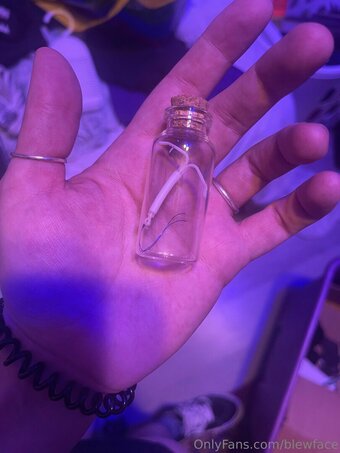 blewface Nude Leaks Photo 1