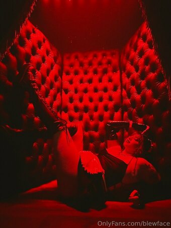 blewface Nude Leaks Photo 2