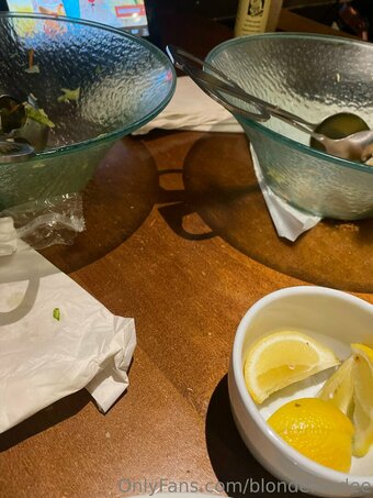 blondefeedee Nude Leaks Photo 14