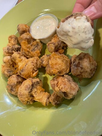 blondefeedee Nude Leaks Photo 25