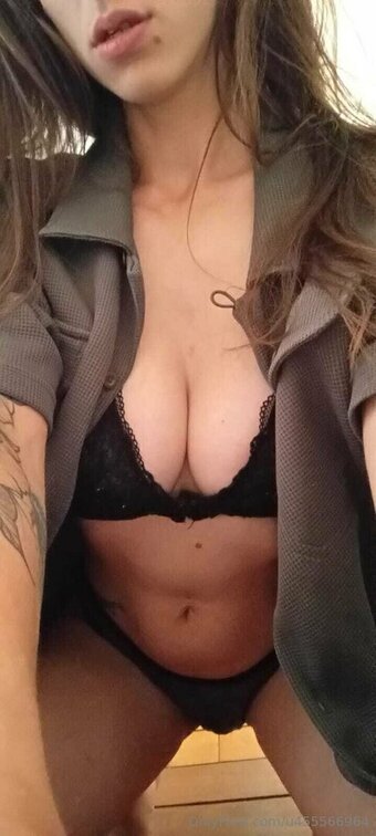 blondefiery Nude Leaks Photo 2