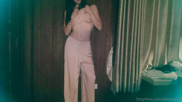 bloom666 Nude Leaks Photo 11