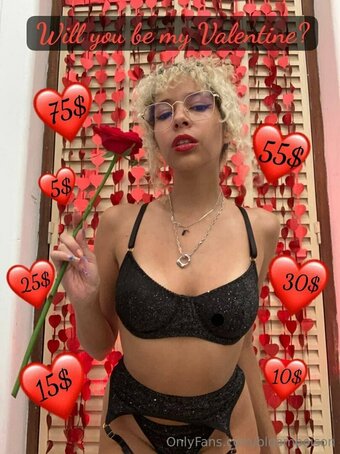 bloompoison / poisonbloom Nude Leaks OnlyFans Photo 18