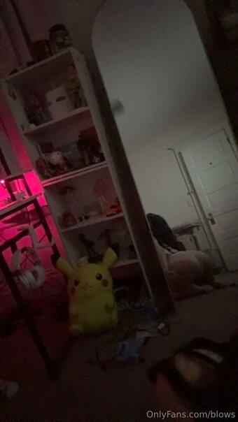 blows Nude Leaks Photo 18