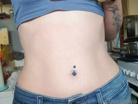 bluecandyfloss Nude Leaks Photo 16