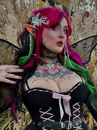 Bluecollargoth Nude Leaks OnlyFans Photo 17