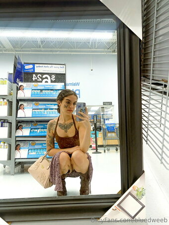 bluedweeb Nude Leaks Photo 7