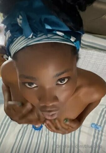 bluucoco Nude Leaks Photo 22