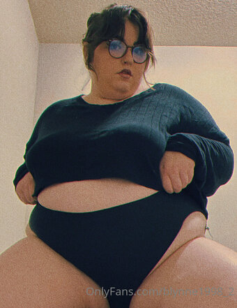 blynne1998_2 Nude Leaks Photo 4