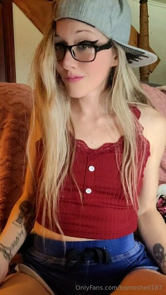 bombshell187 Nude Leaks Photo 1