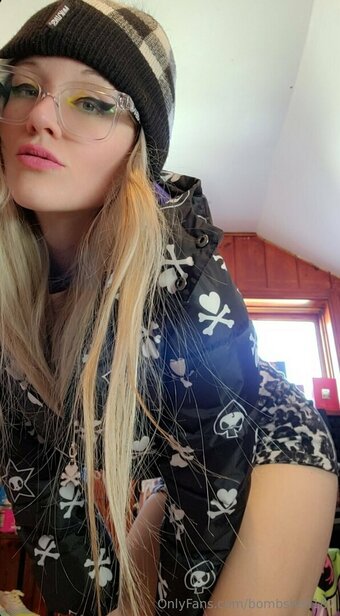 bombshell187 Nude Leaks Photo 24