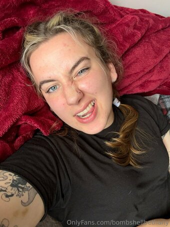 bombshellbethany Nude Leaks Photo 1