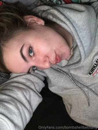 bombshellbethany Nude Leaks Photo 25