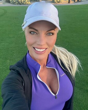 bombshellerinxo Nude Leaks Photo 16