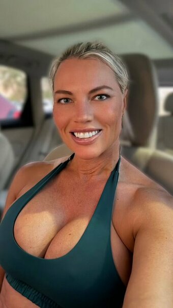 bombshellerinxo Nude Leaks Photo 19